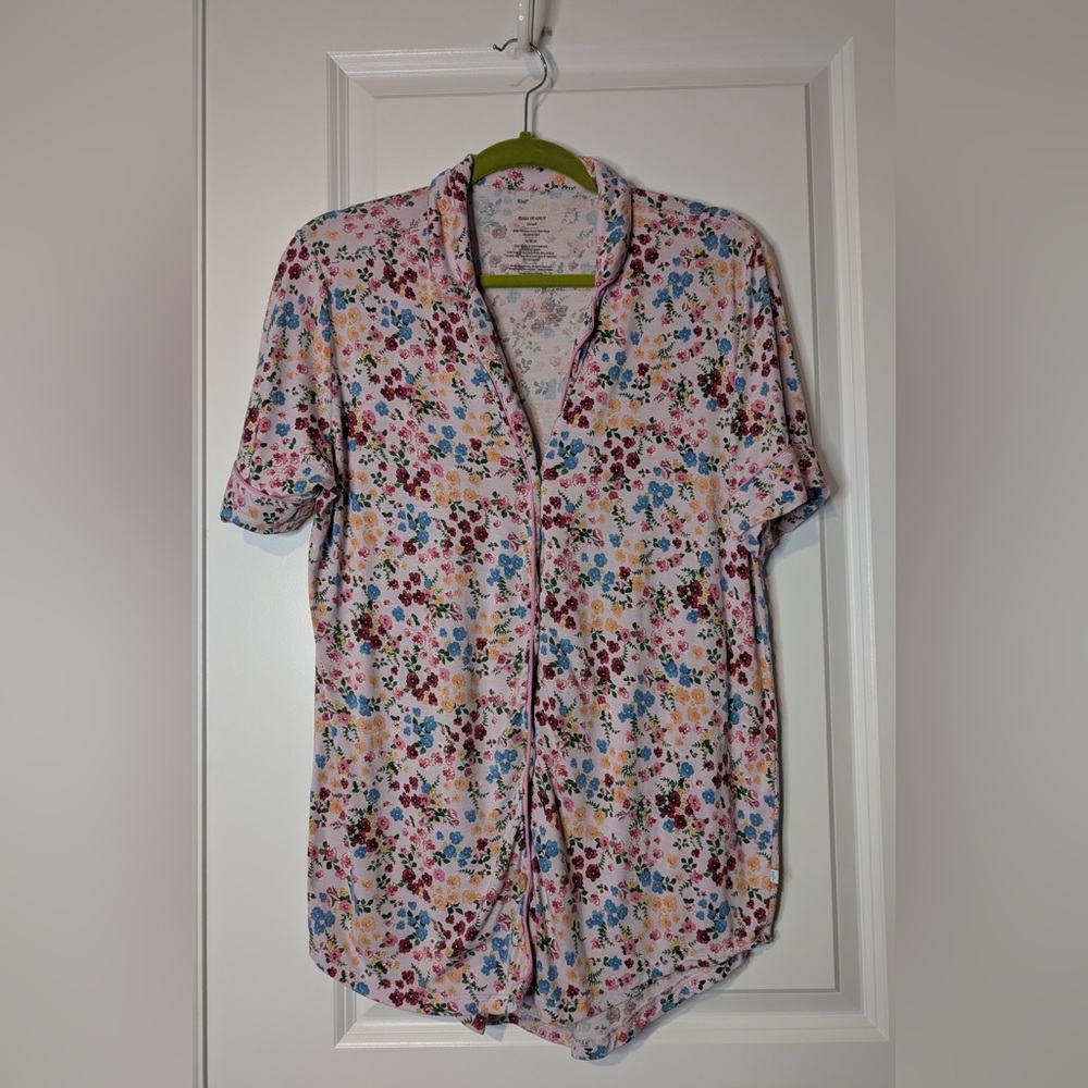 Posh Peanut Women’s Ditsy Floral Short Sleeve Button Up Pajama Top Size Small